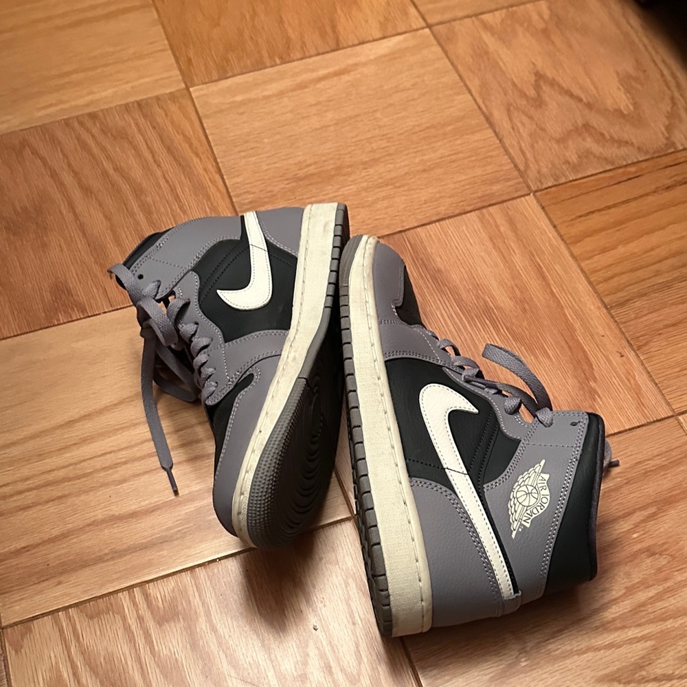 Air Jordan Black and Gray High-Top Sneakers - Picture 7 of 8